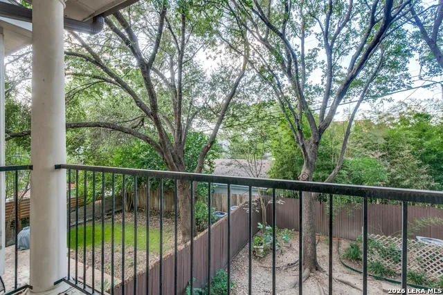 145 ELIZABETH RD Alamo Heights, TX 78209