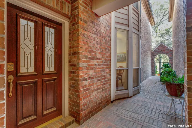 145 ELIZABETH RD Alamo Heights, TX 78209