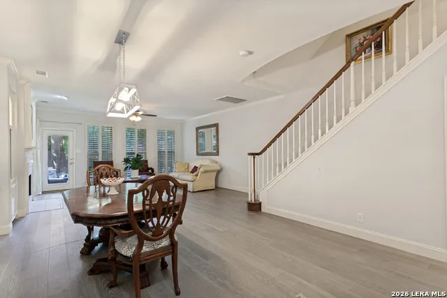 145 ELIZABETH RD Alamo Heights, TX 78209