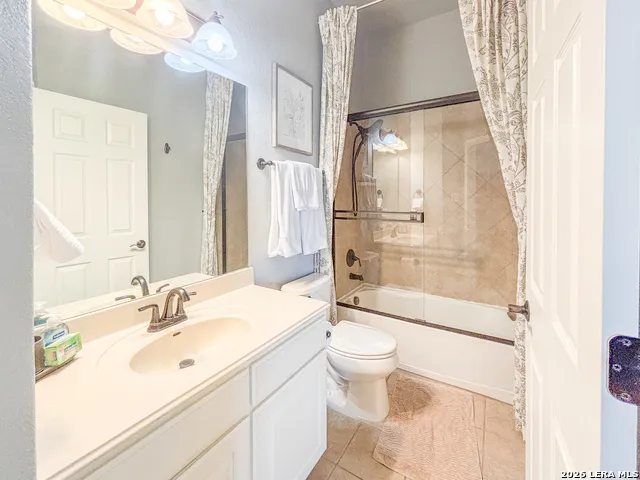 8250 Cruiseship Bay Unit 903 San Antonio, TX 78255