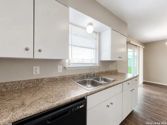 206 Balboa Drive Universal City, TX 78148