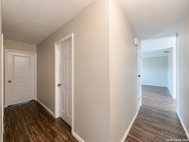 206 Balboa Drive Universal City, TX 78148