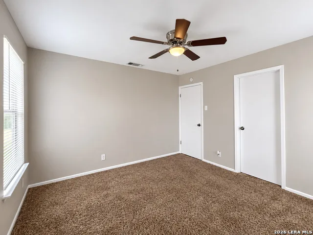 206 Balboa Drive Universal City, TX 78148