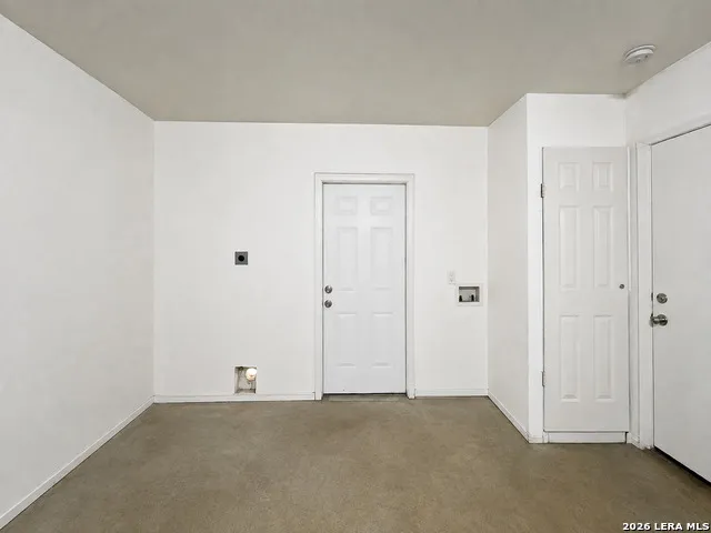206 Balboa Drive Universal City, TX 78148