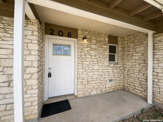 206 Balboa Drive Universal City, TX 78148