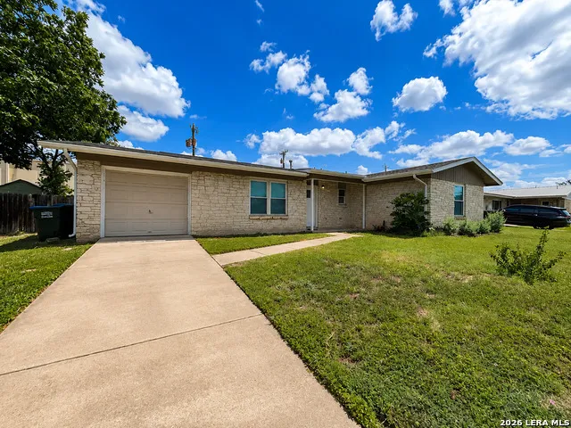 206 Balboa Drive Universal City, TX 78148