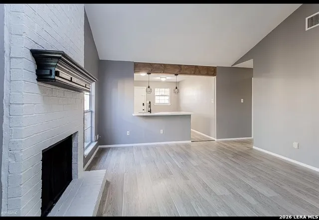 4900 E Stassney Ln Austin, TX 78744