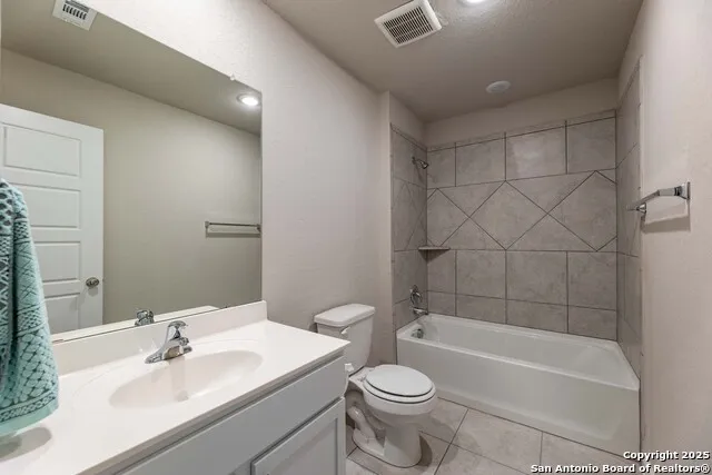 1120 Eagle Crossing Seguin, TX 78155