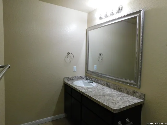 8710 8th St Unit 2 Converse, TX 78109