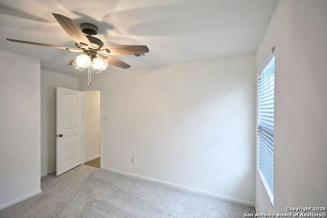 446 PAYTON PL Marion, TX 78124