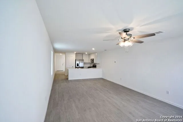 446 PAYTON PL Marion, TX 78124