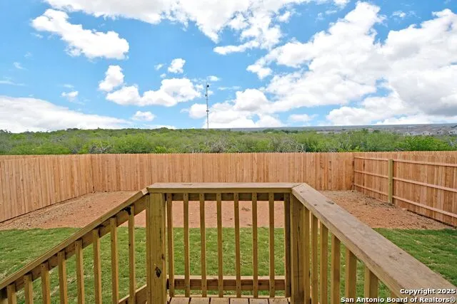 446 PAYTON PL Marion, TX 78124