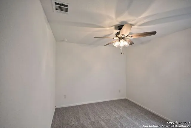 446 PAYTON PL Marion, TX 78124