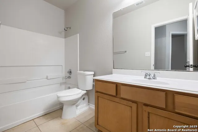 120 Clapboard Run Cibolo, TX 78108