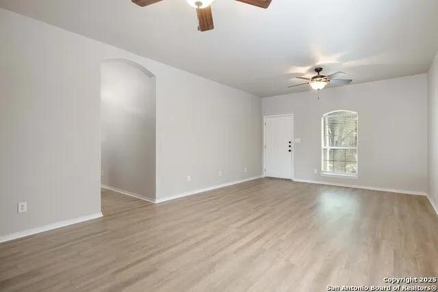 120 Clapboard Run Cibolo, TX 78108
