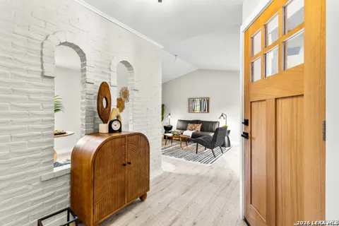 10322 Tioga