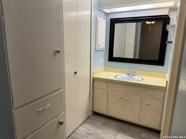 11814 SONG ST San Antonio, TX 78216