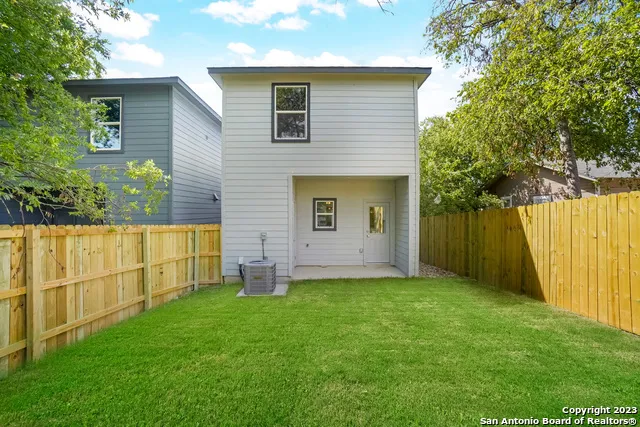 104 SHENANDOAH San Antonio, TX 78210