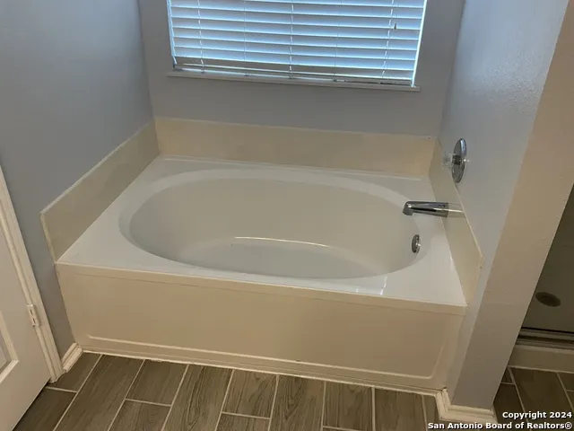 7806 Ruidoso Chase Selma, TX 78154