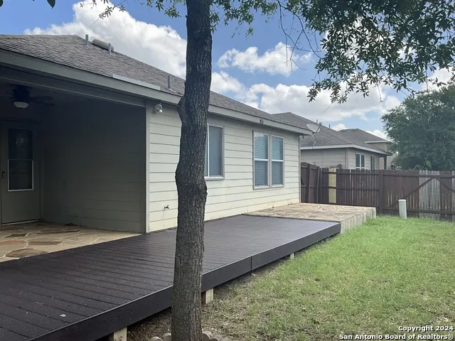 7806 Ruidoso Chase Selma, TX 78154