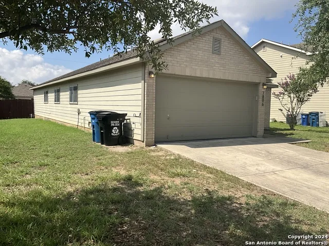 7806 Ruidoso Chase Selma, TX 78154