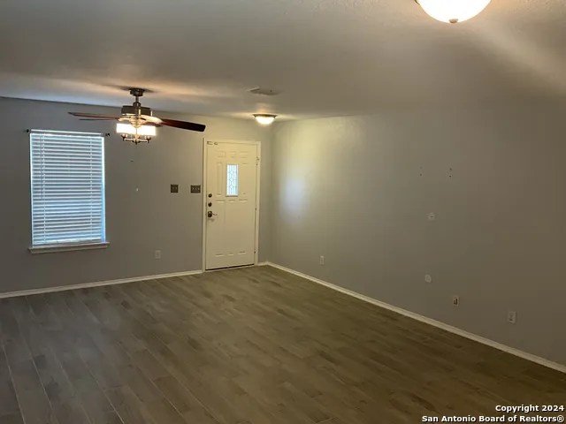 7806 Ruidoso Chase Selma, TX 78154