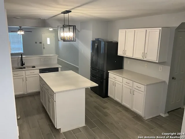 7806 Ruidoso Chase Selma, TX 78154