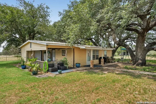 8651 W FM 476 Poteet, TX 78065