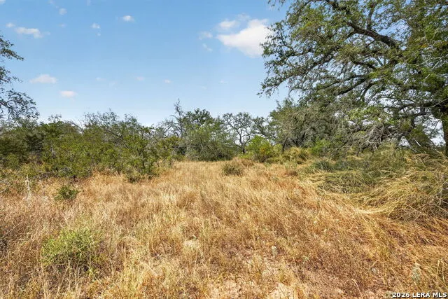 8651 W FM 476 Poteet, TX 78065