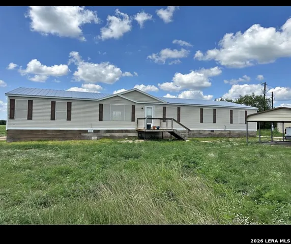 1667 COUNTY ROAD 345 Knippa, TX 78870