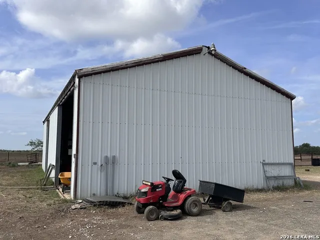 1667 COUNTY ROAD 345 Knippa, TX 78870
