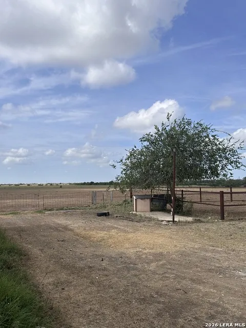1667 COUNTY ROAD 345 Knippa, TX 78870