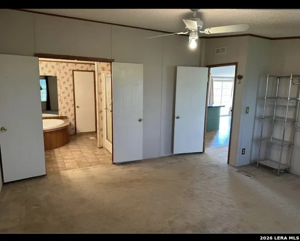 1667 COUNTY ROAD 345 Knippa, TX 78870