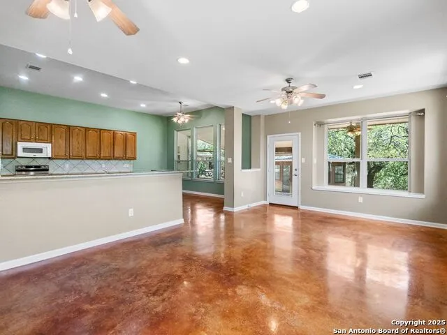 4366 Whartons Dock Bandera, TX 78003