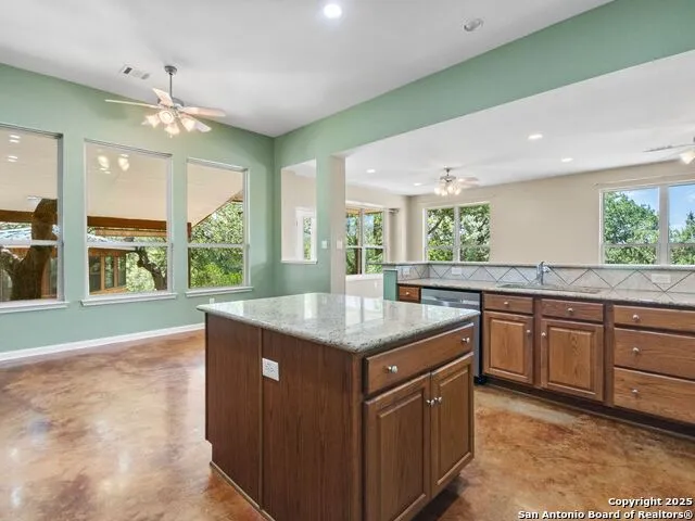 4366 Whartons Dock Bandera, TX 78003