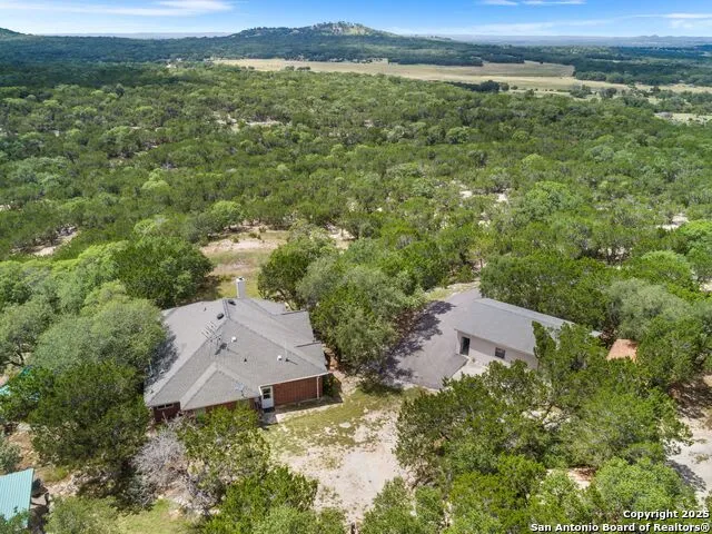 4366 Whartons Dock Bandera, TX 78003