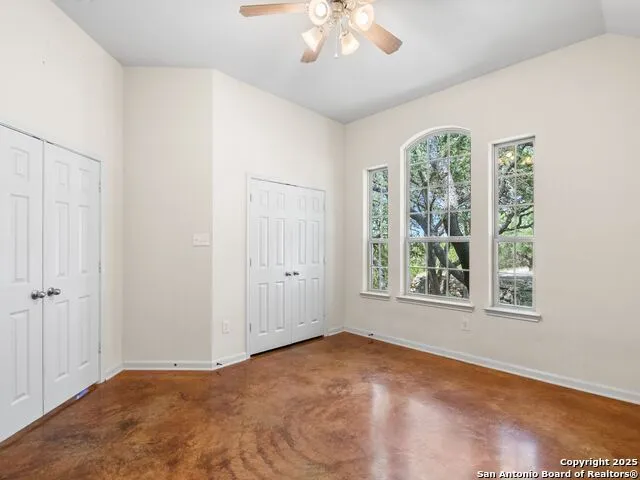 4366 Whartons Dock Bandera, TX 78003
