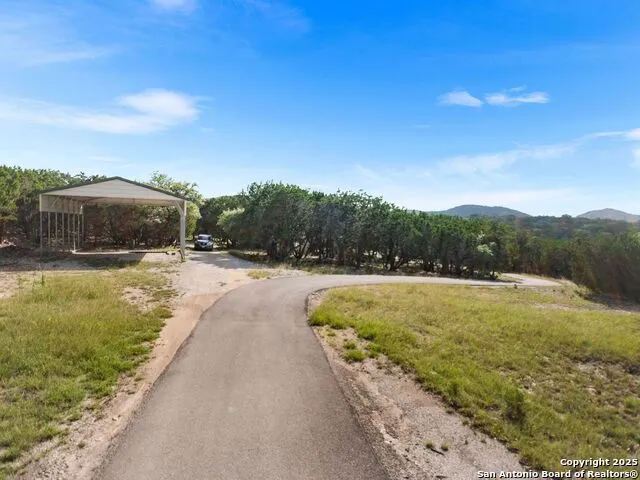 4366 Whartons Dock Bandera, TX 78003