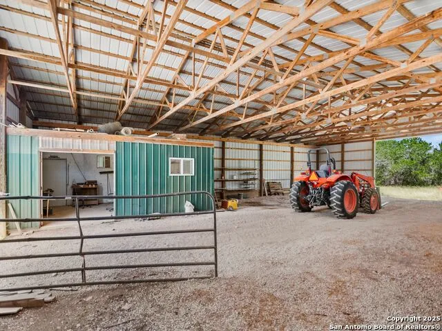 4366 Whartons Dock Bandera, TX 78003
