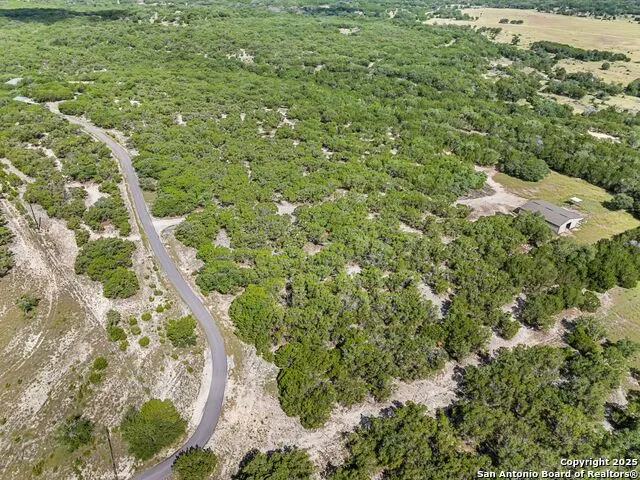 4366 Whartons Dock Bandera, TX 78003