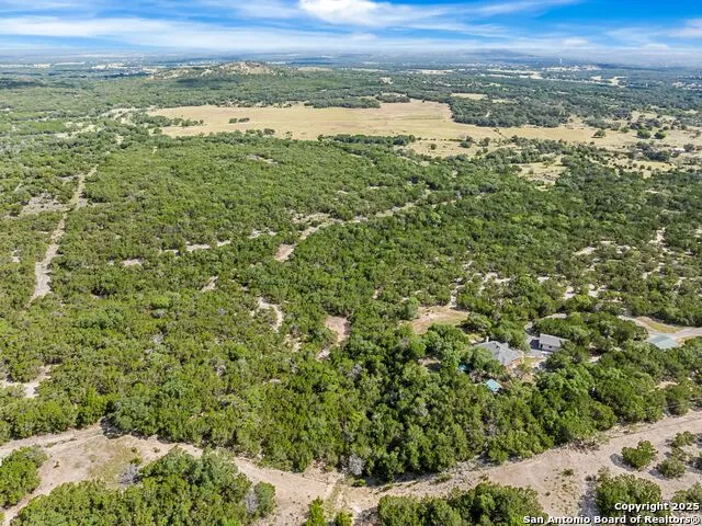 4366 Whartons Dock Bandera, TX 78003
