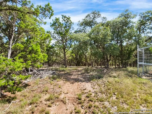 4366 Whartons Dock Bandera, TX 78003