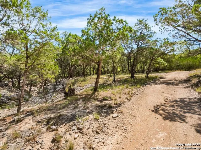 4366 Whartons Dock Bandera, TX 78003