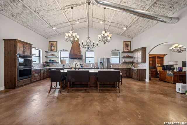 2193 STATE HIGHWAY 97 W Floresville, TX 78114