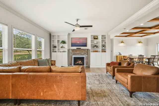 22B Cravey Rd Boerne, TX 78006