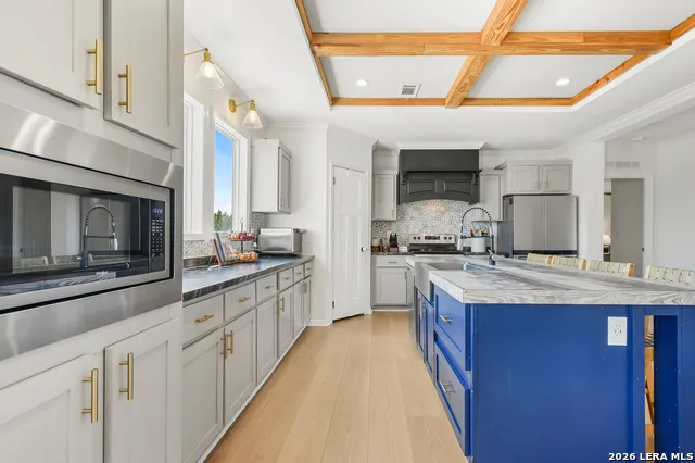 22B Cravey Rd Boerne, TX 78006