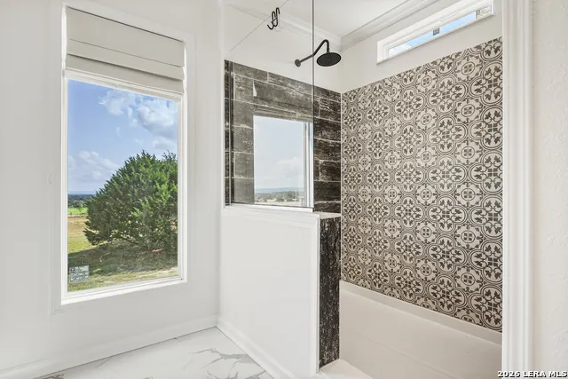 22B Cravey Rd Boerne, TX 78006