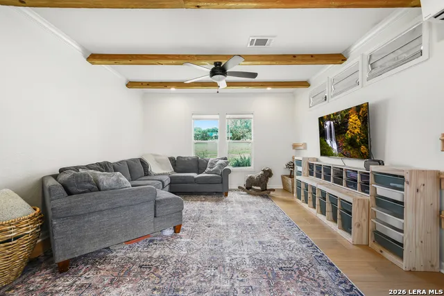 22B Cravey Rd Boerne, TX 78006