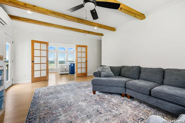 22B Cravey Rd Boerne, TX 78006