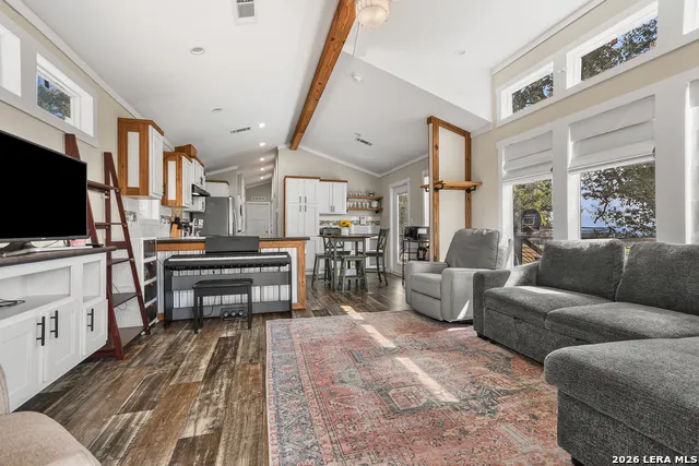 22B Cravey Rd Boerne, TX 78006